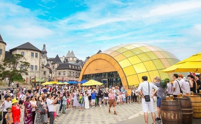 Sun World Ba Na Hills rộn ràng với chuỗi lễ hội “Ba Na Wow Summer”