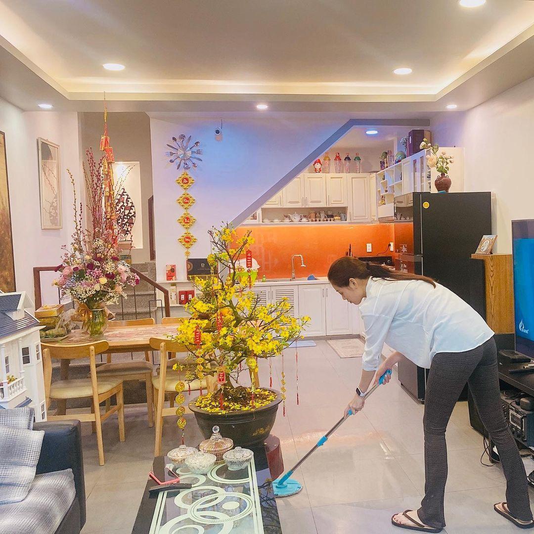 2 ngôi nhà của Hoa hậu Hoàn vũ Việt Nam Khánh Vân: 1 có view rất đẹp ở Bình Thạnh, 1 ấm áp cùng cha mẹ - Ảnh 17.