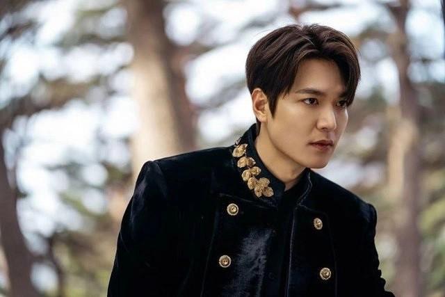 Lee Min Ho hẹn hò với tình cũ Goo Hye Sun? ảnh 2