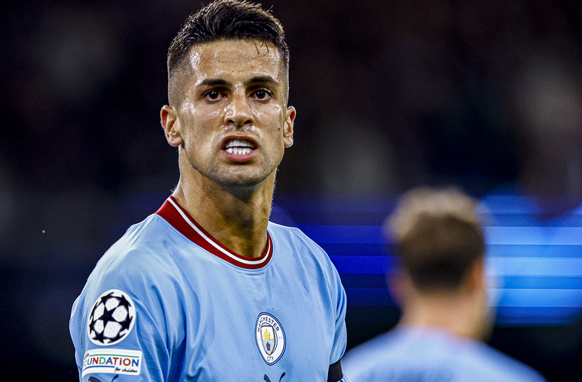 Joao Cancelo của Man City đạt thỏa thuận cá nhân với Barca.