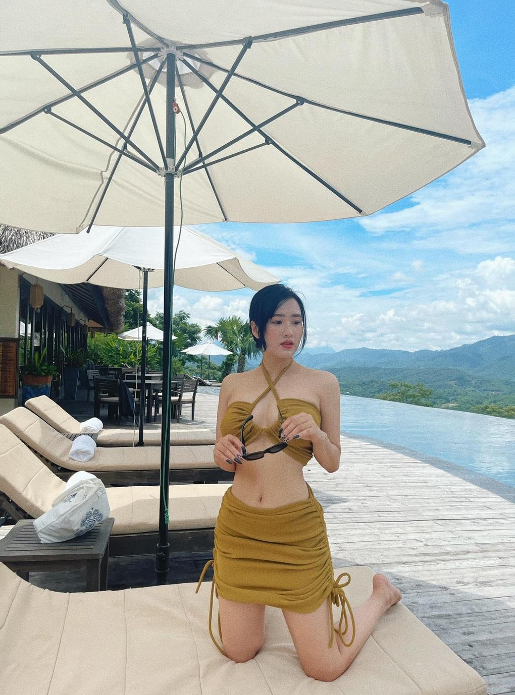 Dàn hot girl "thế hệ mới" trong phim Việt giờ vàng đọ dáng gợi cảm - Ảnh 3. Dàn hot girl "thế hệ mới" trong phim Việt giờ vàng đọ dáng gợi cảm - Ảnh 3.