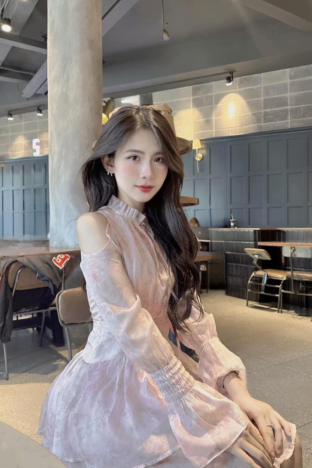 Dàn hot girl "thế hệ mới" trong phim Việt giờ vàng đọ dáng gợi cảm - Ảnh 10. Dàn hot girl "thế hệ mới" trong phim Việt giờ vàng đọ dáng gợi cảm - Ảnh 10.