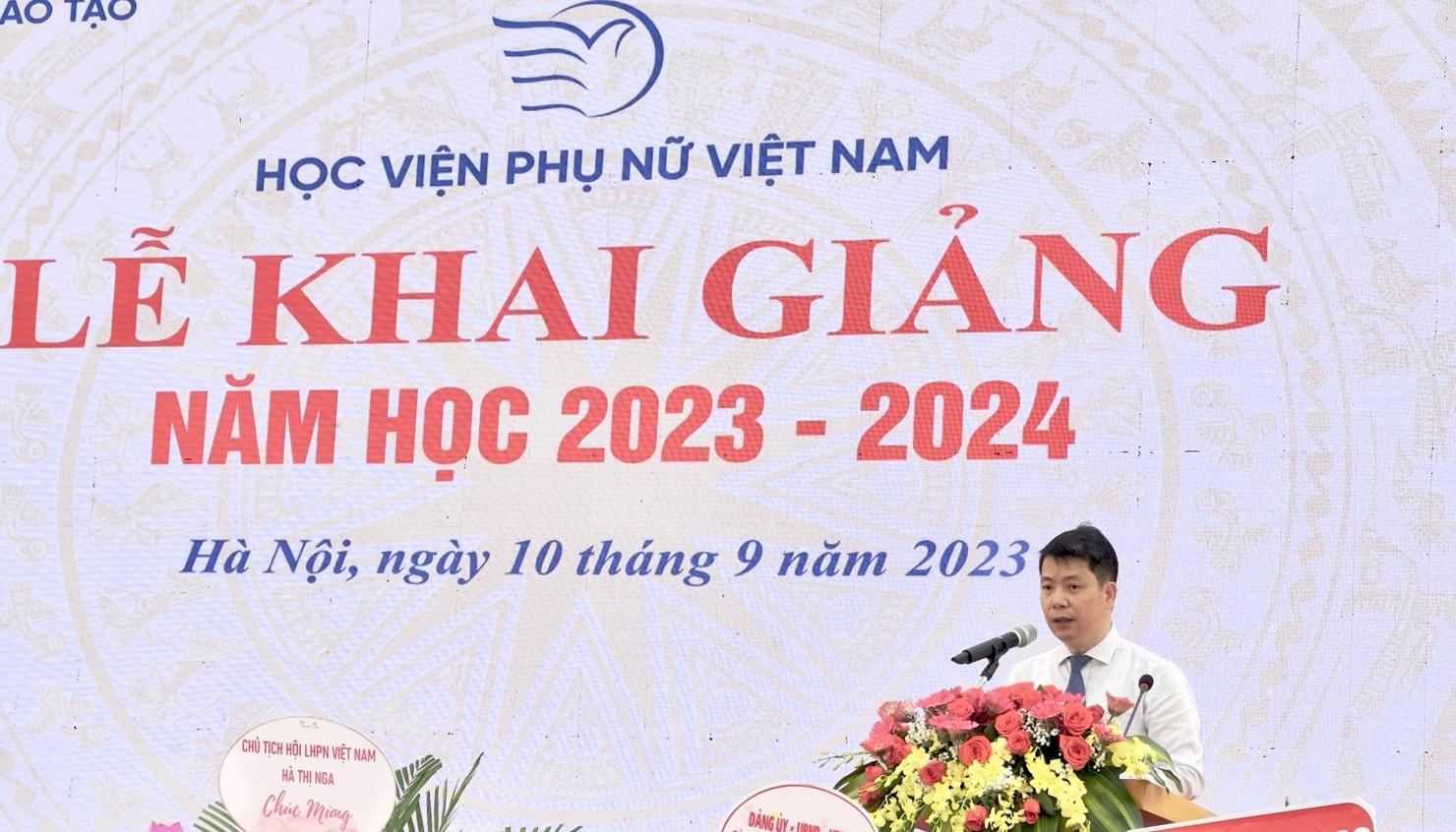 PGS.TS. Trần Quang Tiến – Giám đốc Học viện Phụ nữ Việt Nam phát biểu tại Lễ Khai giảng.