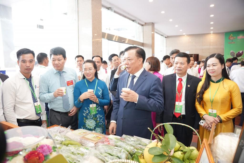 Đại hội đại biểu Hội Nông dân thành phố Hà Nội lần thứ X thành công tốt đẹp