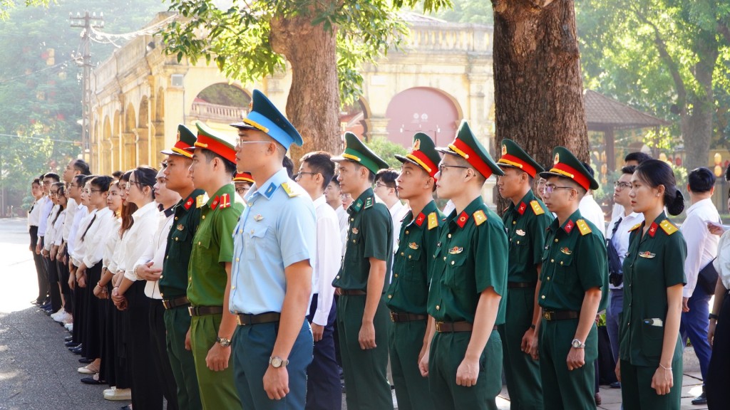 96 Thủ khoa xuất sắc dâng hương tại Hoàng thành Thăng Long