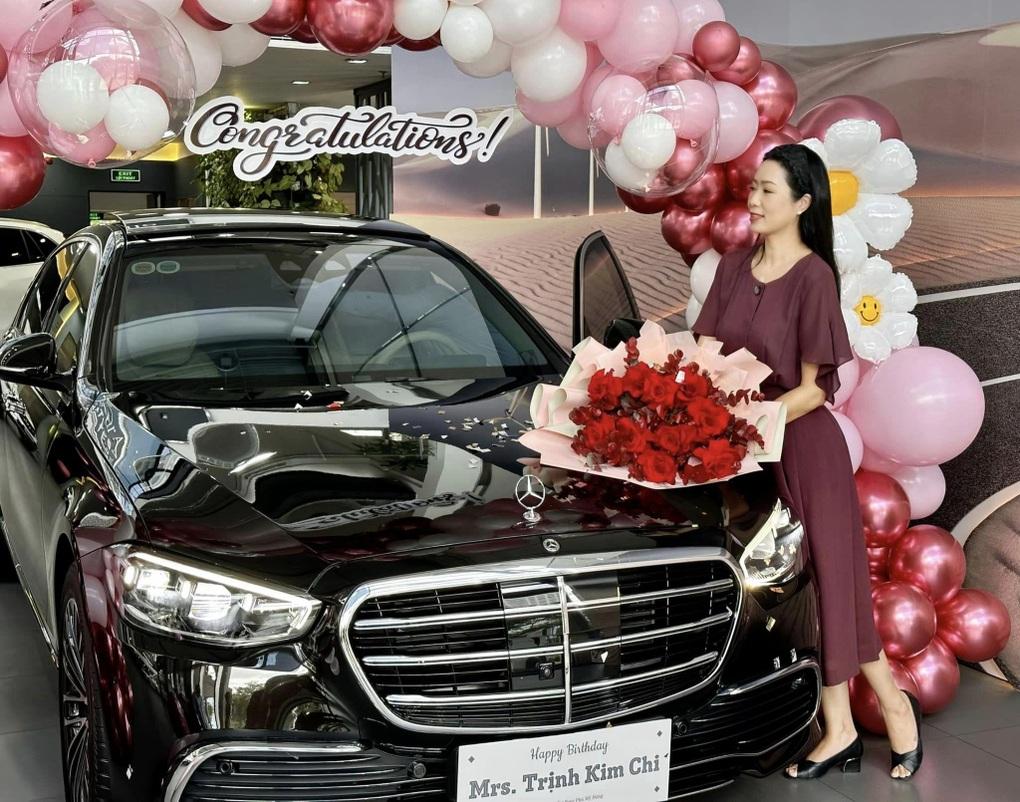 Á hậu duy nhất được xét NSND: Từng sống ở Mỹ 2 năm, được chồng yêu chiều - Ảnh 6.