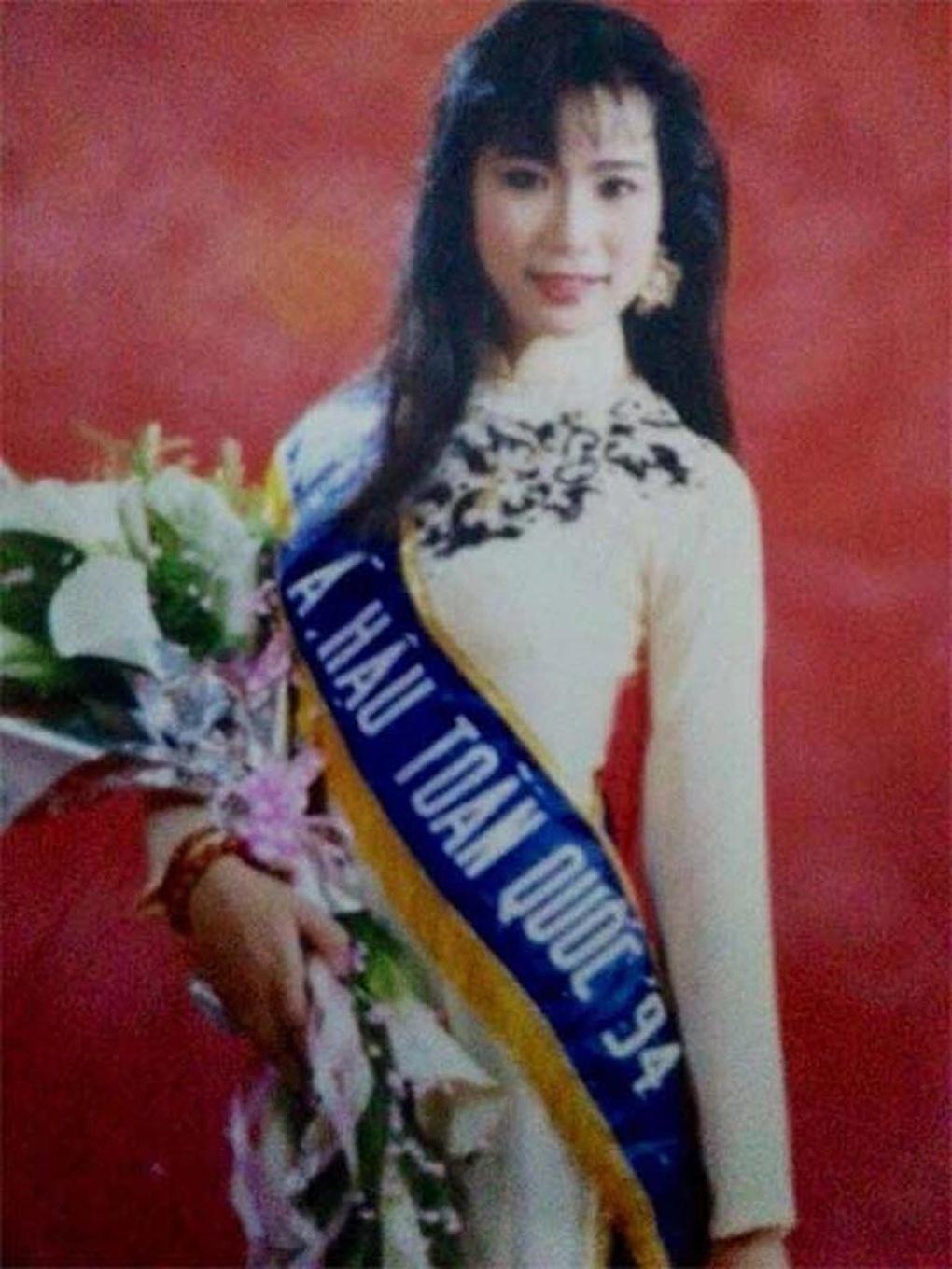 Á hậu duy nhất được xét NSND: Từng sống ở Mỹ 2 năm, được chồng yêu chiều - Ảnh 2.