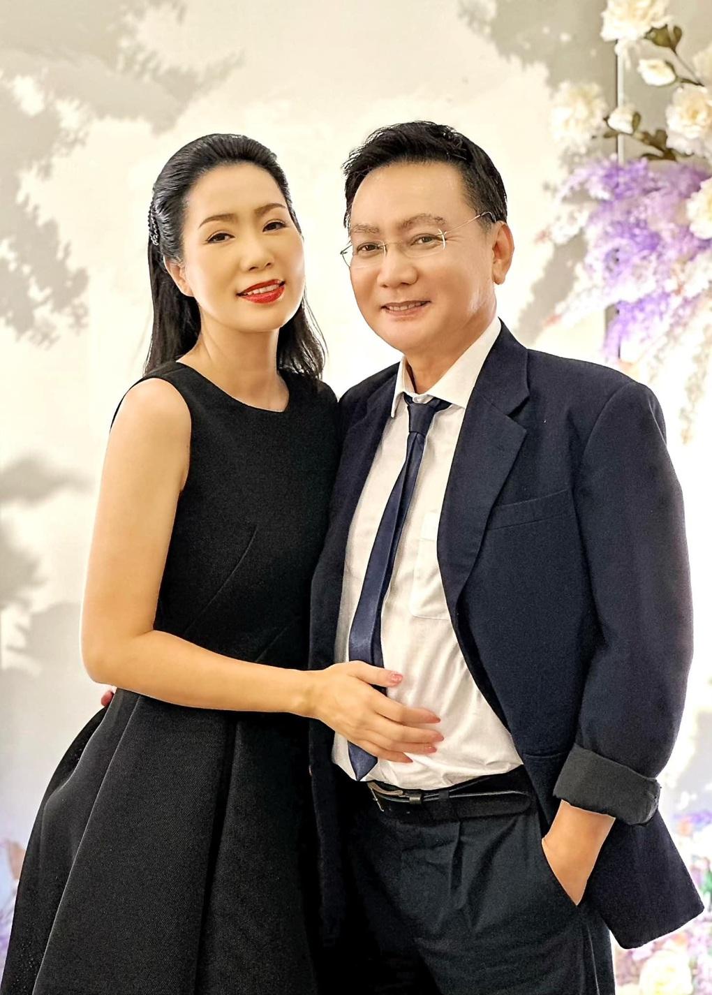 Á hậu duy nhất được xét NSND: Từng sống ở Mỹ 2 năm, được chồng yêu chiều - Ảnh 5.