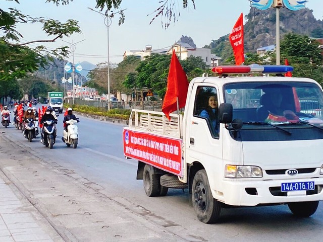 Quảng Ninh: Kêu gọi giới trẻ hãy tư vấn và khám sức khỏe trước khi kết hôn - Ảnh 1.