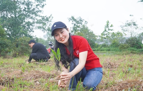 Chiến dịch iSchool For Community được đông đảo giáo viên, cán bộ nhân viên Nhà trường hưởng ứng, tham gia. Ảnh: iSchool Quảng Trị.