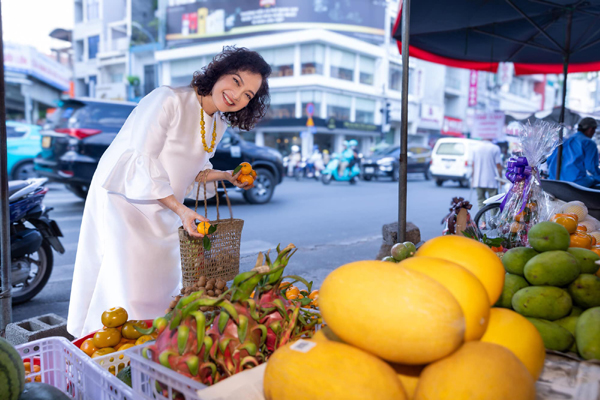 Hôn nhân đời thực của mỹ nhân Hà Nội xưa: NSND Lê Khanh bình dị khiến khán giả ngỡ ngàng - Ảnh 9.