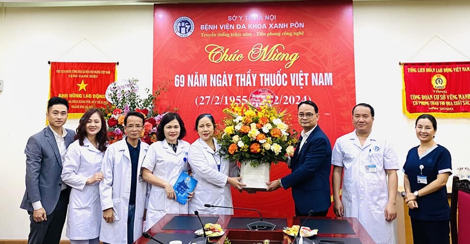 Cần chế độ đãi ngộ tương xứng với đặc thù công việc của cán bộ y tế