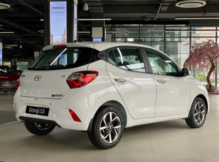 Giá lăn bánh Hyundai Grand i10 mới nhất: Rẻ sửng sốt, Kia Morning gặp đối thủ xứng tầm - Ảnh 2.