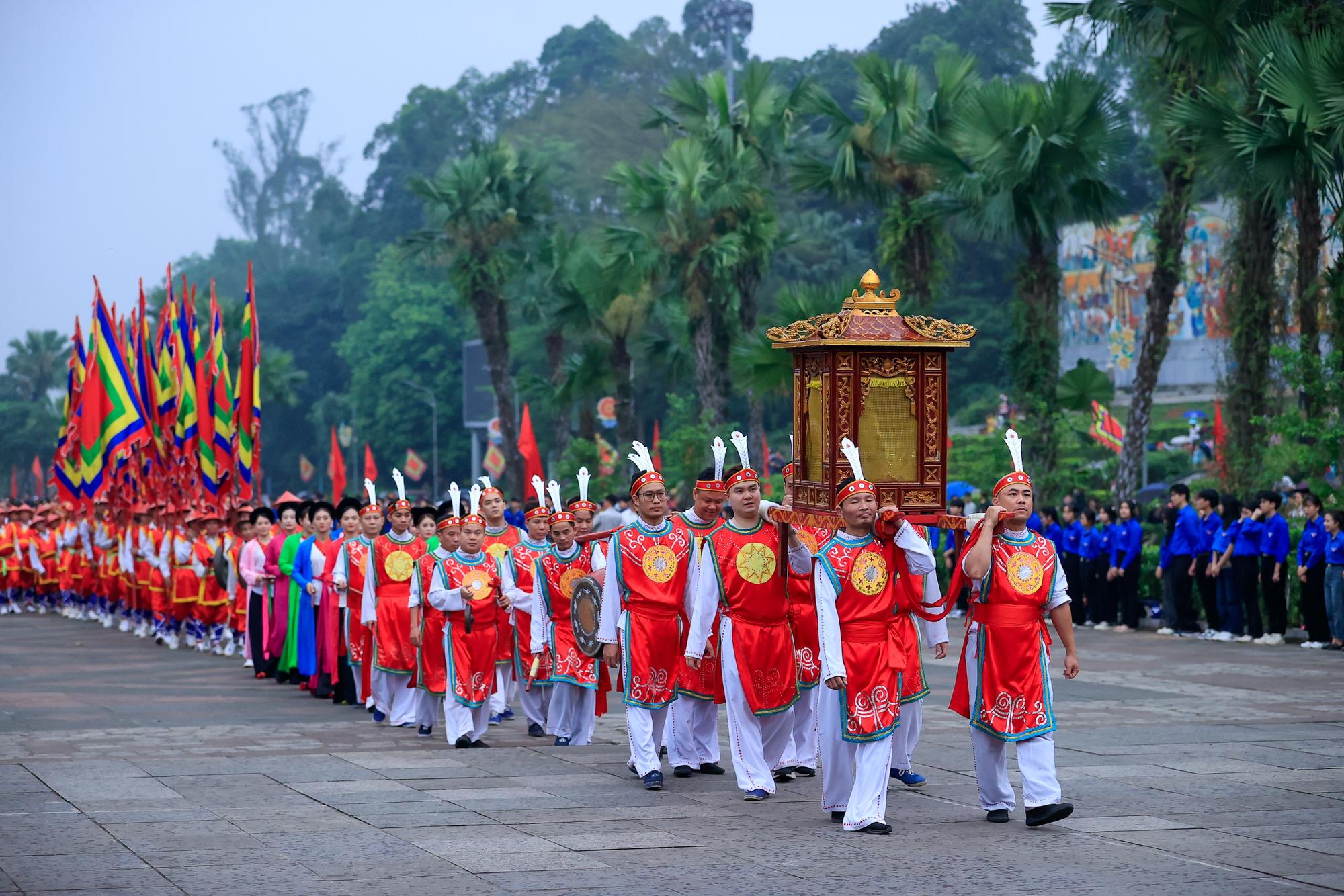 Thủ tướng Phạm Minh Chính dự lễ dâng hương Giỗ Tổ Hùng Vương