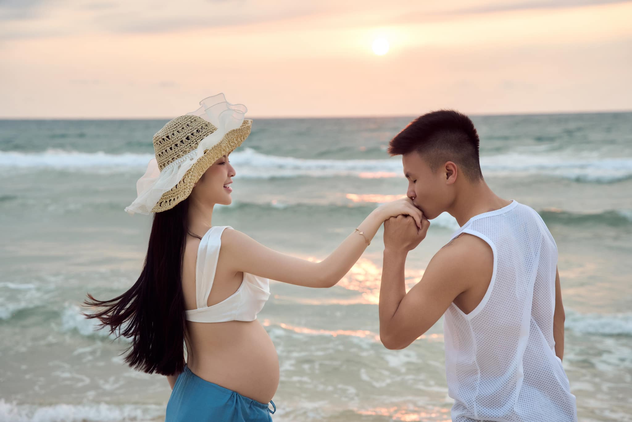 Sao Việt nghỉ lễ 5 ngày: Đàm Thu Trang, Phương Oanh khoe địa điểm nghỉ dưỡng 'không ai ngờ'- Ảnh 14.