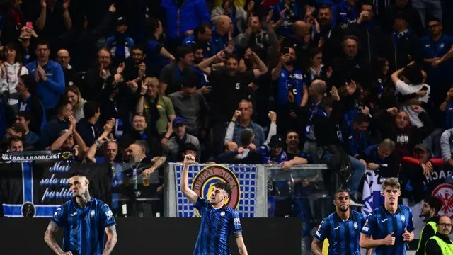 Cầu thủ Atalanta ăn mừng vé vào chơi trận chung kết Europa League