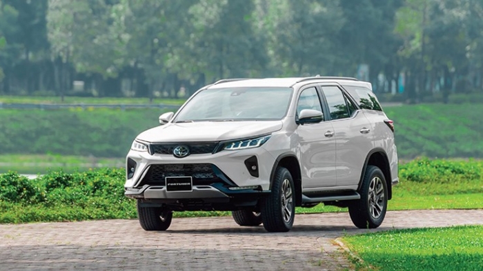 Giá lăn bánh Toyota Fortuner mới nhất đang cực hấp dẫn, Ford Everest và Hyundai Santa Fe lo lắng giành thị phần- Ảnh 3.