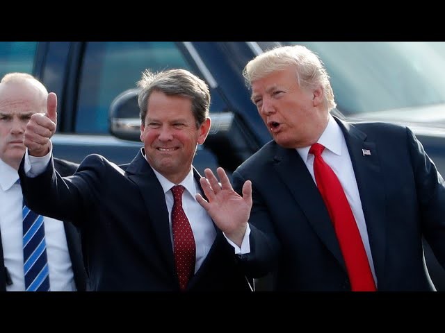 Ông Brian Kemp, Thống đốc Georgia và ông Donald Trump khi còn là Tổng thống Mỹ.