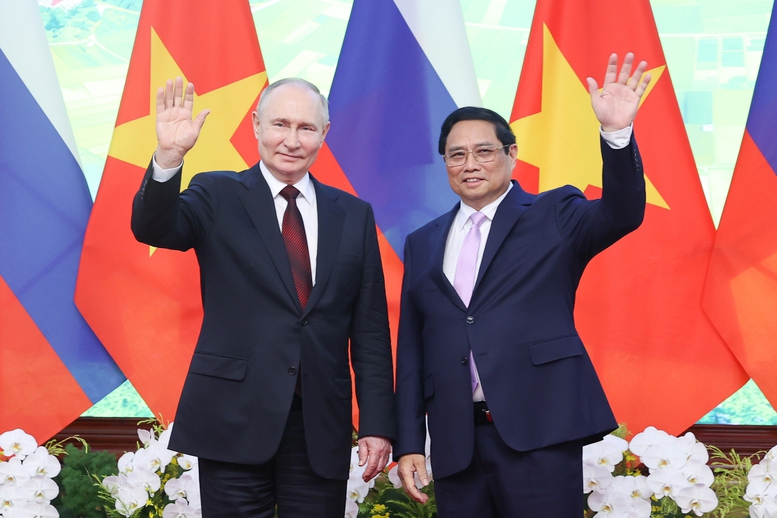 Thủ tướng Chính phủ Phạm Minh Chính hội kiến Tổng thống Liên bang Nga Vladimir Putin - Ảnh: VGP/Nhật Bắc