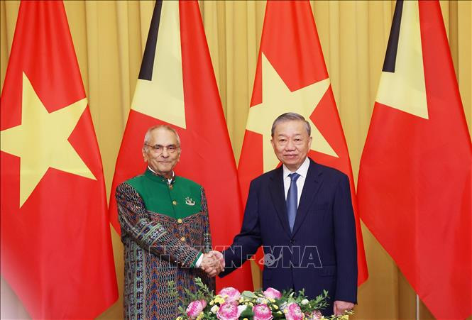 news.vnanet.vn-data-articles-2024-08-01-7514846-_vna_potal_chu_tich_nuoc_to_lam_hoi_dam_voi_tong_thong_timor-leste_stand.jpg