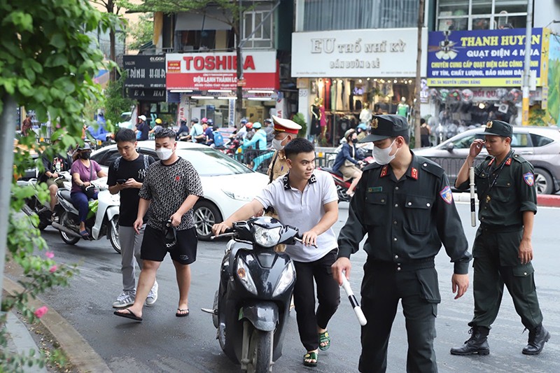 Kiên quyết kiểm tra, xử lý các hành vi vi phạm an ninh trật tự, an toàn giao thông