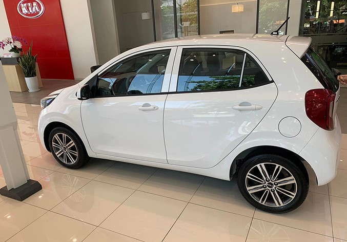 Giá lăn bánh Kia Morning mới nhất ‘rẻ như bèo’ còn ưu đãi lớn, Hyundai Grand i10, Toyota Wigo lo lắng doanh số - Ảnh 5.