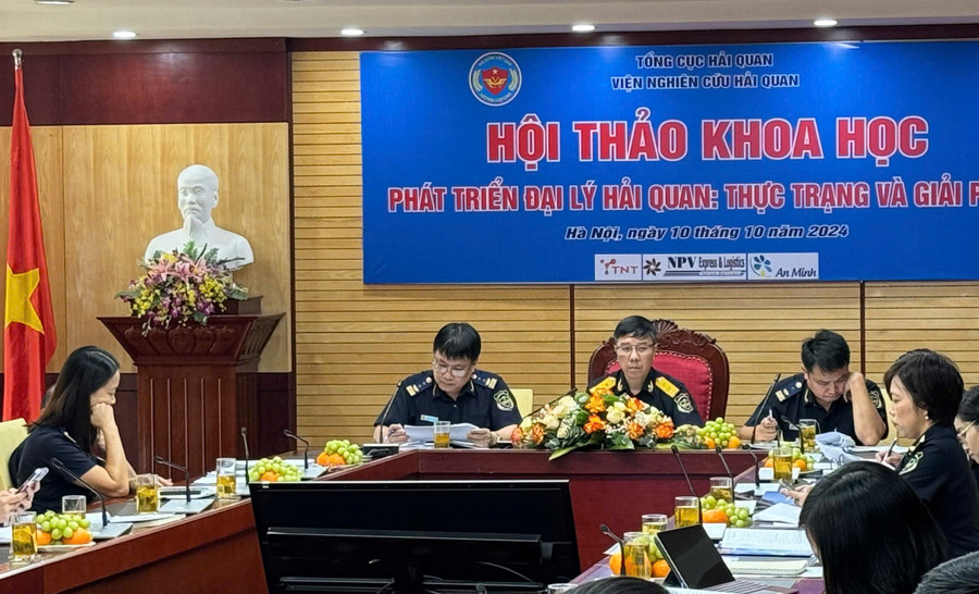 Quang cảnh hội thảo.