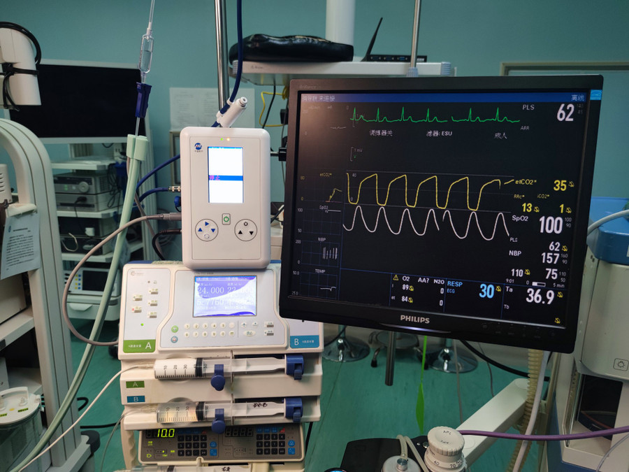 Các thiết bị gây mê chưa được đầu tư. bac-si-gay-me-tai-trung-quoc-vi-sao-bi-xem-nhe-3.jpg
