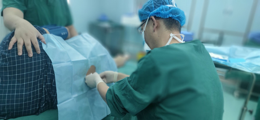 Bác sĩ gây mê phải chịu áp lực công việc lớn. bac-si-gay-me-tai-trung-quoc-vi-sao-bi-xem-nhe-2.jpg