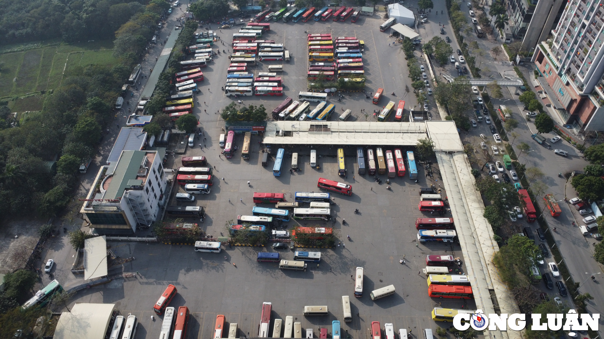ha noi nghiem cam xe khach bo ben chay du dip tet 2025 hinh 1