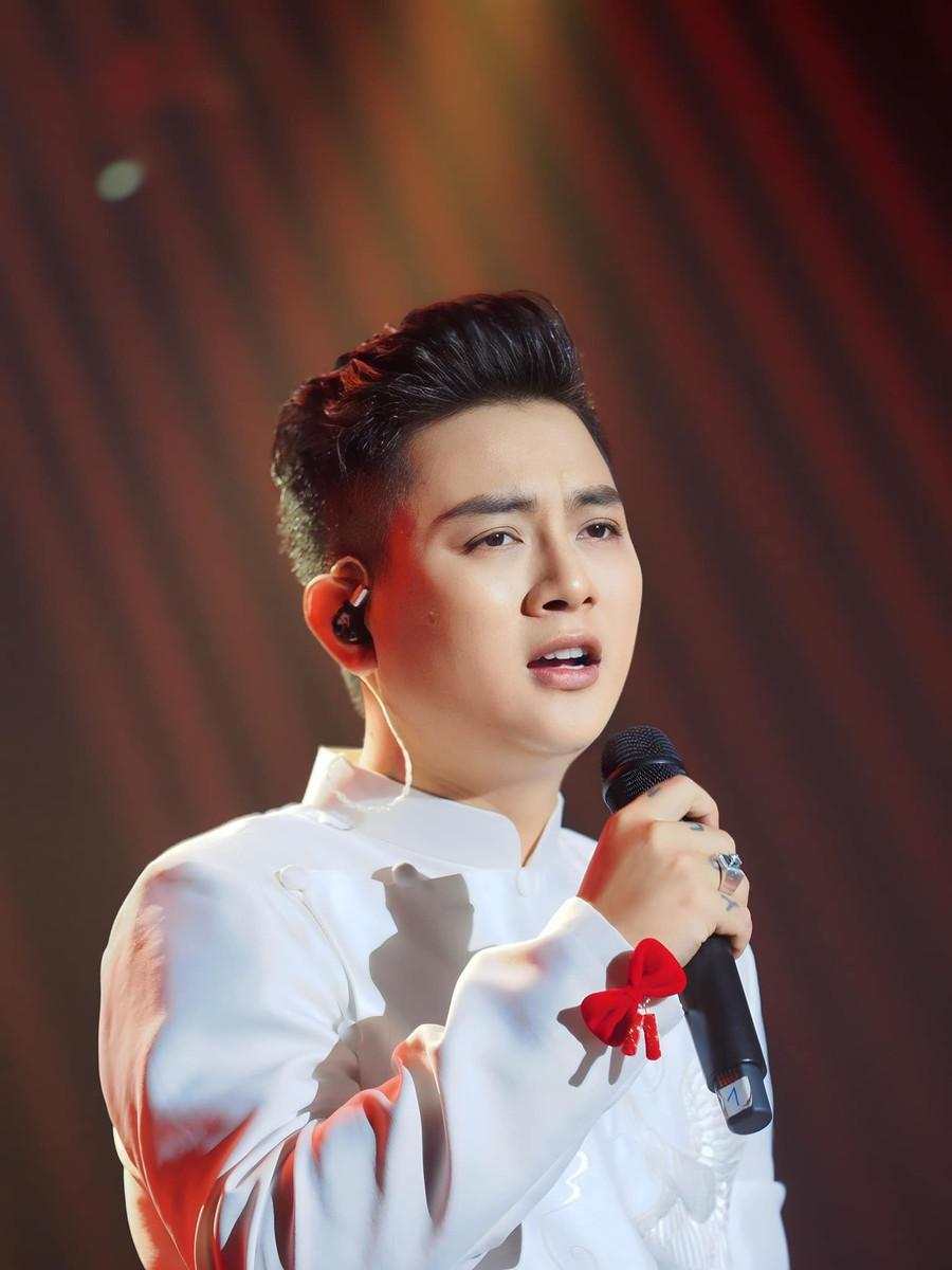 hoai-lam-2.jpg