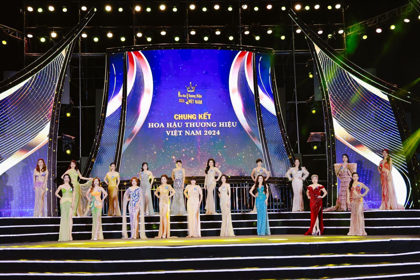 nu doanh nhan dat to phu tho dang quang hoa hau thuong hieu viet nam 2024 hinh 14