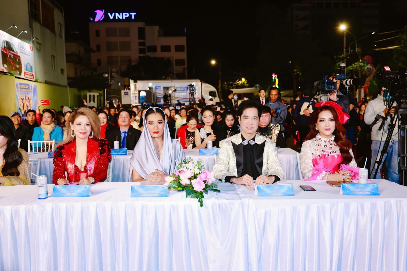 nu doanh nhan dat to phu tho dang quang hoa hau thuong hieu viet nam 2024 hinh 6