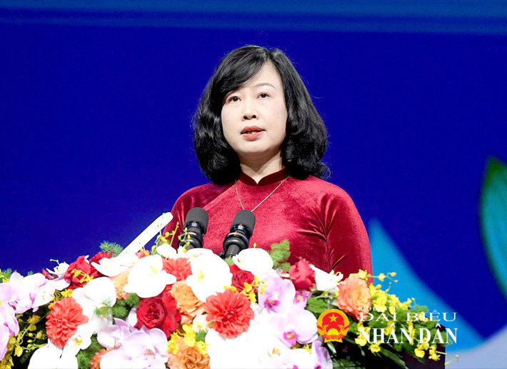 Bộ trưởng Bộ Y tế Đào Hồng Lan phát biểu tại buổi lễ. Ảnh: Lâm Hiển