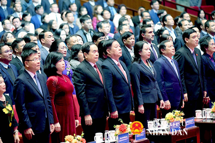 Chủ tịch Quốc hội Trần Thanh Mẫn và các đại biểu dự Lễ kỷ niệm 70 năm Ngày Thầy thuốc Việt Nam. Ảnh: Lâm Hiển