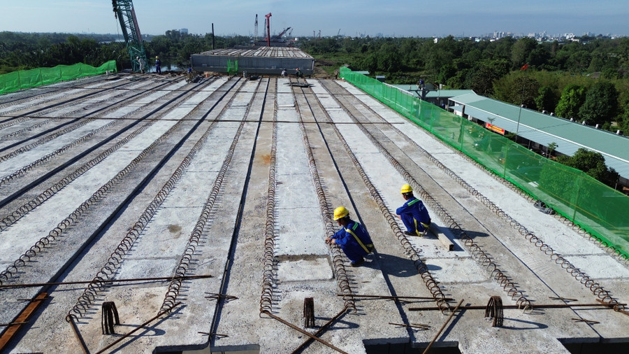 Tuyến vành đai 3 qua TPHCM được gấp rút thi công. Ảnh: M.Q tang-truong-gdp-2-con-so-lam-sao-de-dat-duoc-muc-tieu-1.jpg