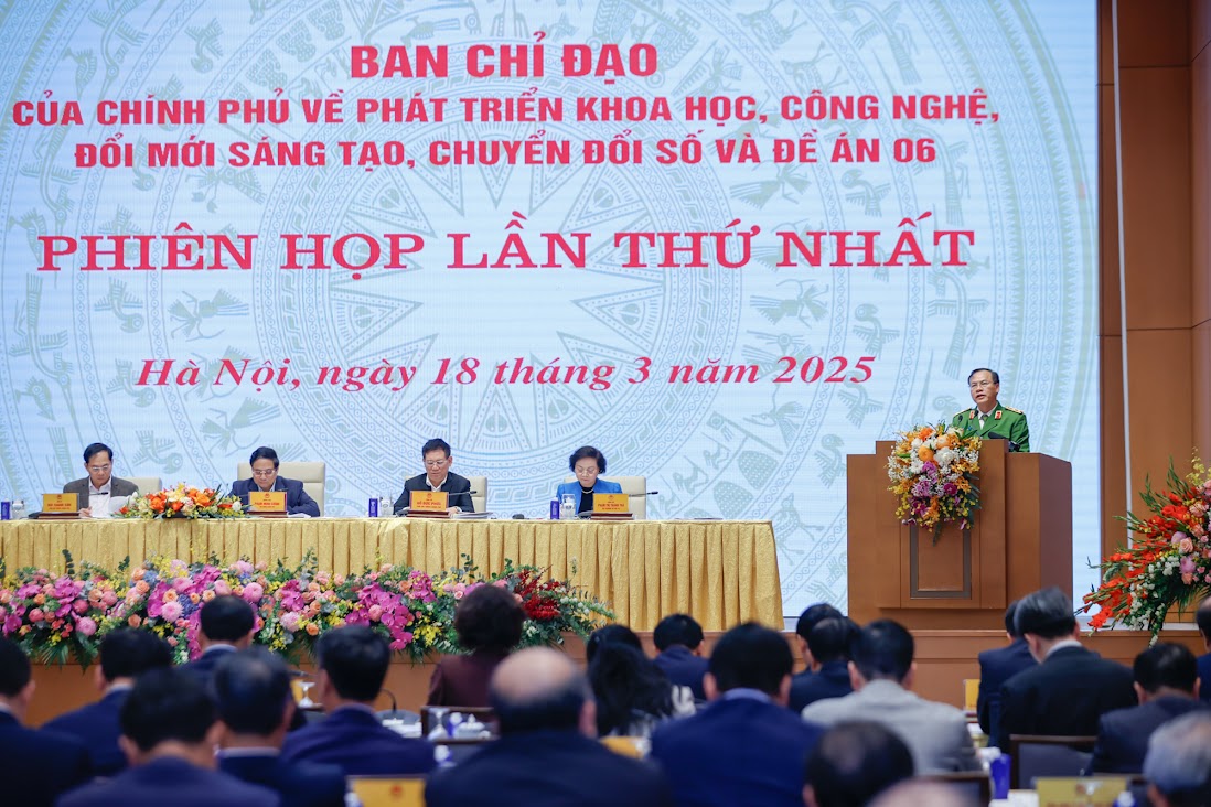 bo cong an de xuat chinh phu cho phep thi diem cat giam giay dang ky ket hon trong mua ban phuong tien hinh 2