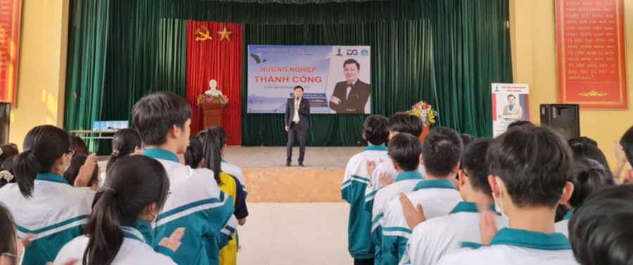 xin-dung-hoc-dai-1.jpg