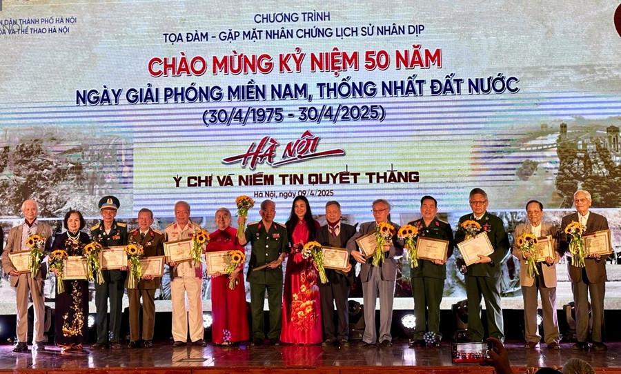 nhan-chung-6.jpg