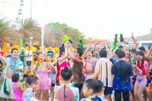 Nhiều chương trình âm nhạc, lễ hội diễn ra trong suốt kỳ nghỉ lễ