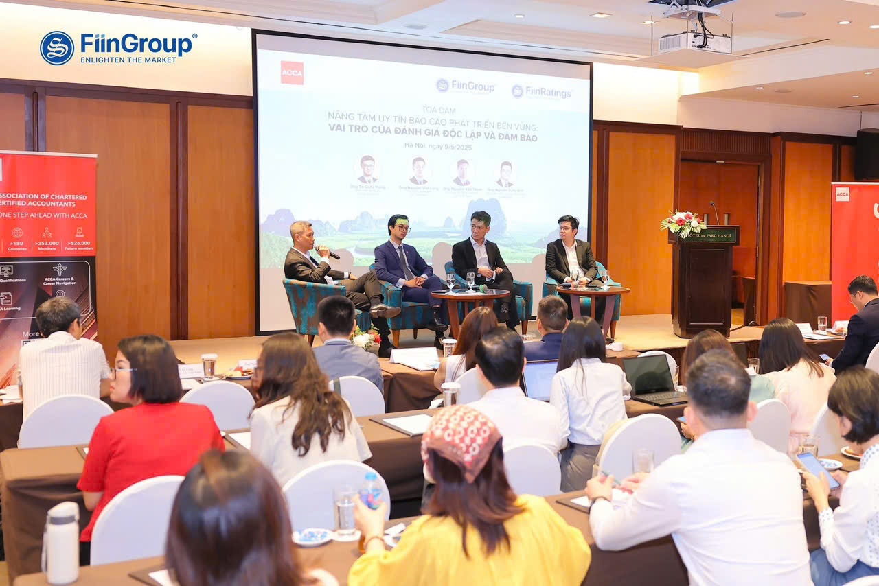 Fiin Group thường xuyên tổ chức các hội thảo về chuyển đổi xanh và phát triển bền vững