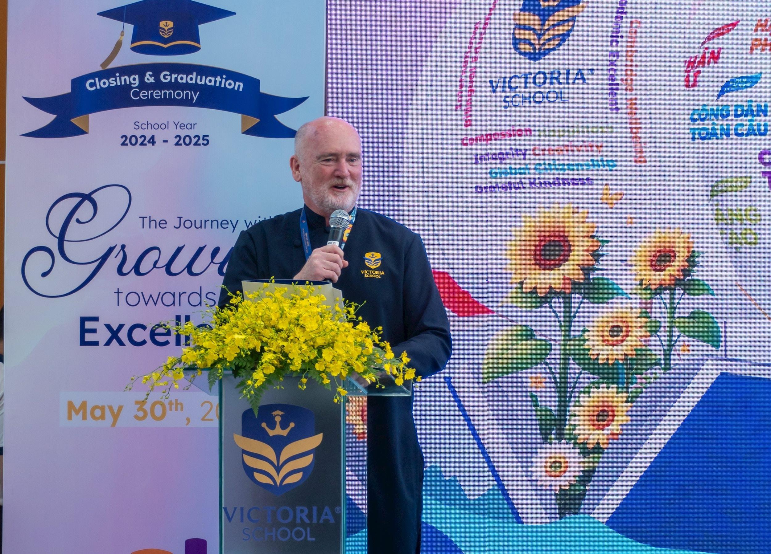 4. HIỆU TRƯỞNG RVS