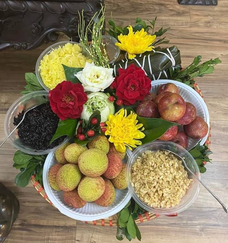 Khung giờ vàng cúng Tết Đoan Ngọ 2025