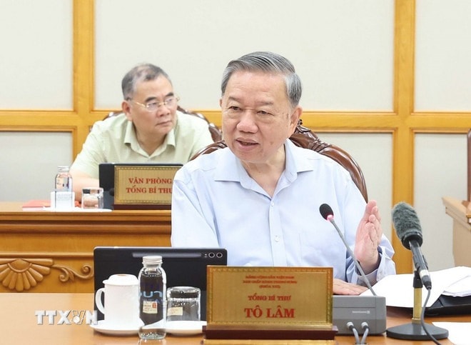 tong-bi-thu-bo-chinh-tri-1.jpg