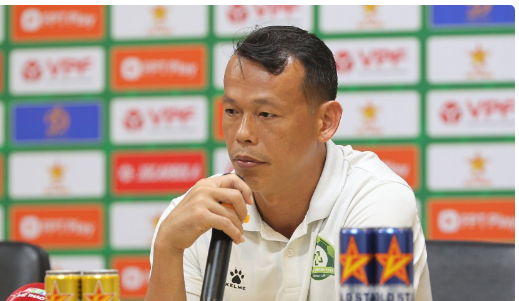 Thủ môn Tấn Trường quyết giúp Bình Phước có vé tham dự V-League 2025/26.