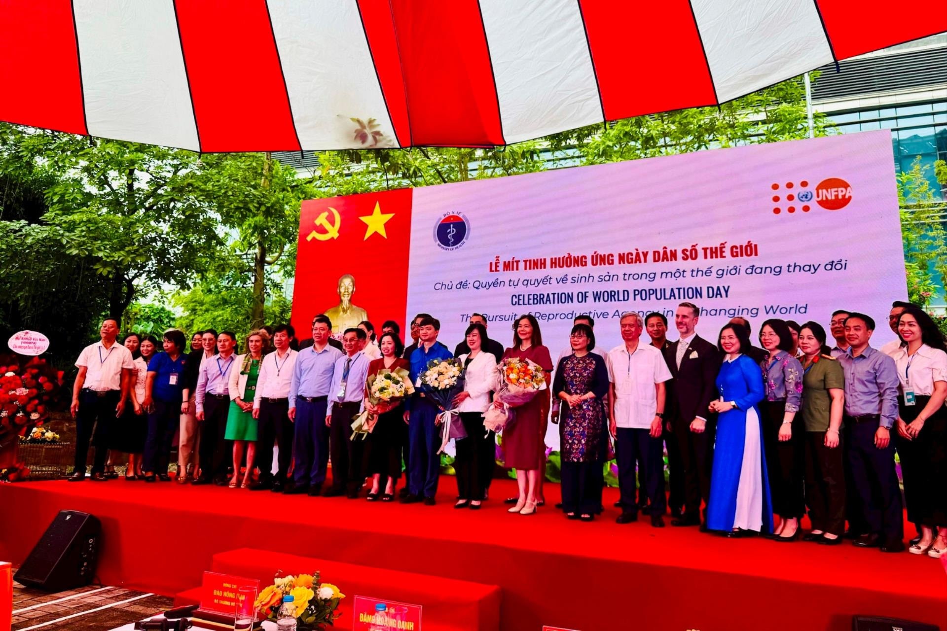 mit-tinh-chup-tap-the.jpg