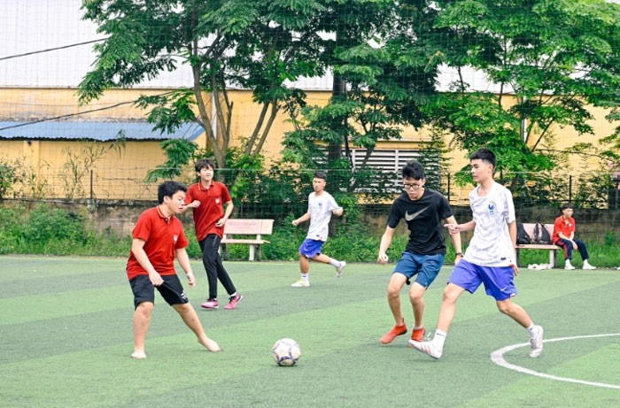 Dù tập 'xuyên trận' từ sân cầu lông đến bóng đá, trong tôi vẫn vững vàng quyết tâm 'bùng nổ' và không ngừng hướng đến những chiến thắng. Ảnh minh họa: ITN