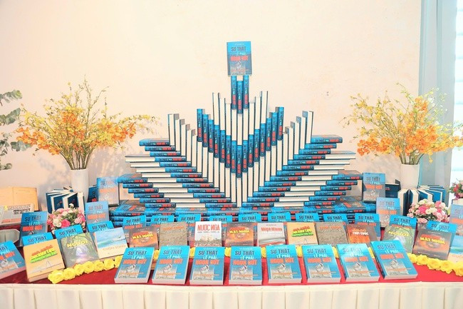 Giải thưởng nhằm ghi nhận, cổ vũ các tác giả và khuyến khích sáng tạo - Ảnh minh họa: ITN. sach-quoc-gia.jpg