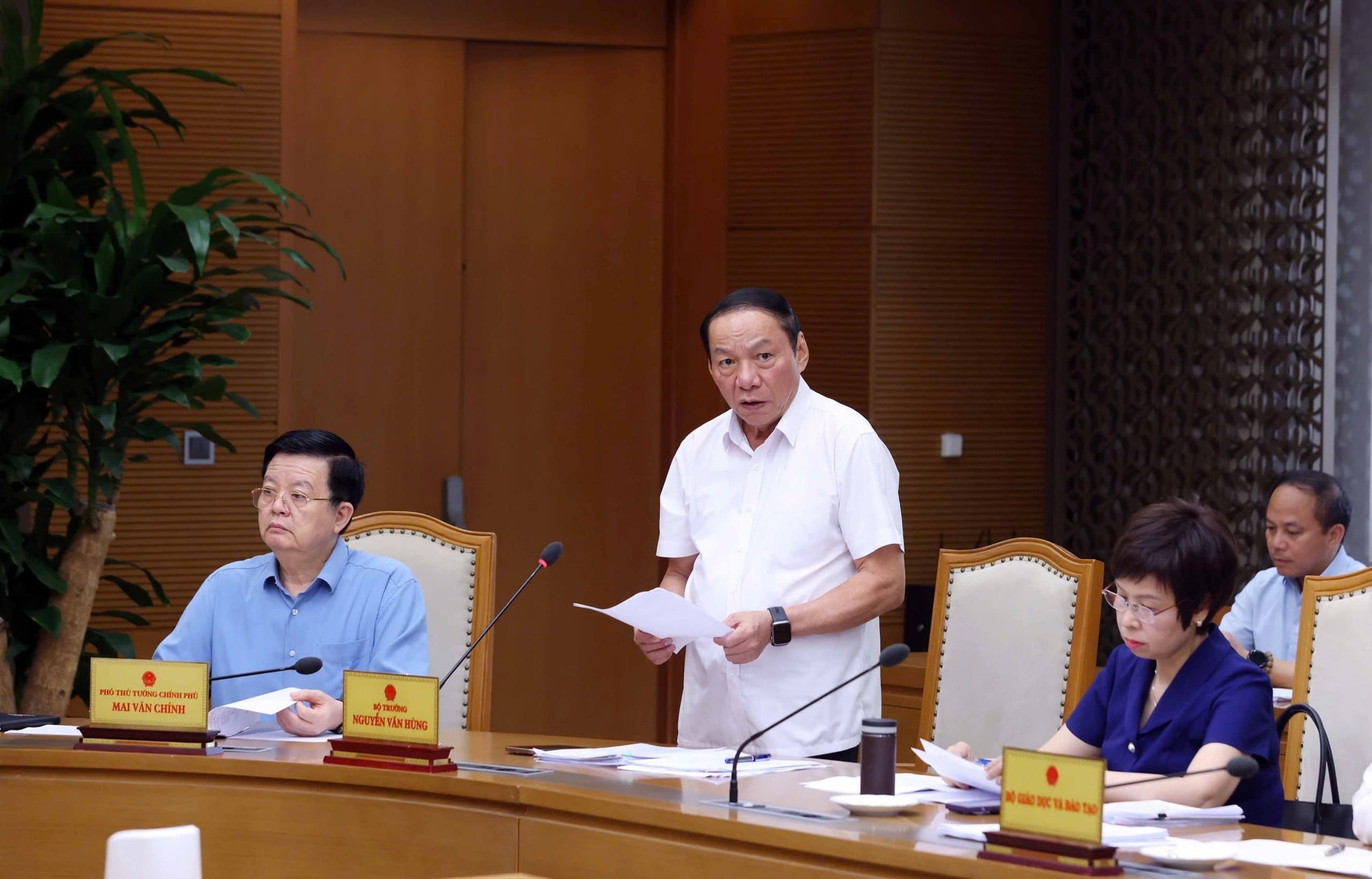 Tập trung hơn nữa cho công tác tuyên truyền về Triển lãm Thành tựu đất nước nhân kỷ niệm 80 năm Quốc khánh- Ảnh 3.