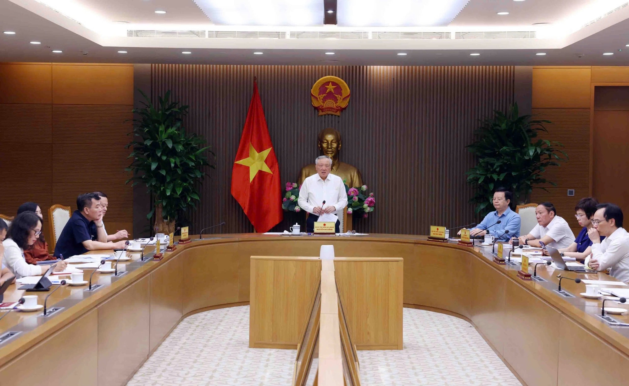 Tập trung hơn nữa cho công tác tuyên truyền về Triển lãm Thành tựu đất nước nhân kỷ niệm 80 năm Quốc khánh- Ảnh 4.